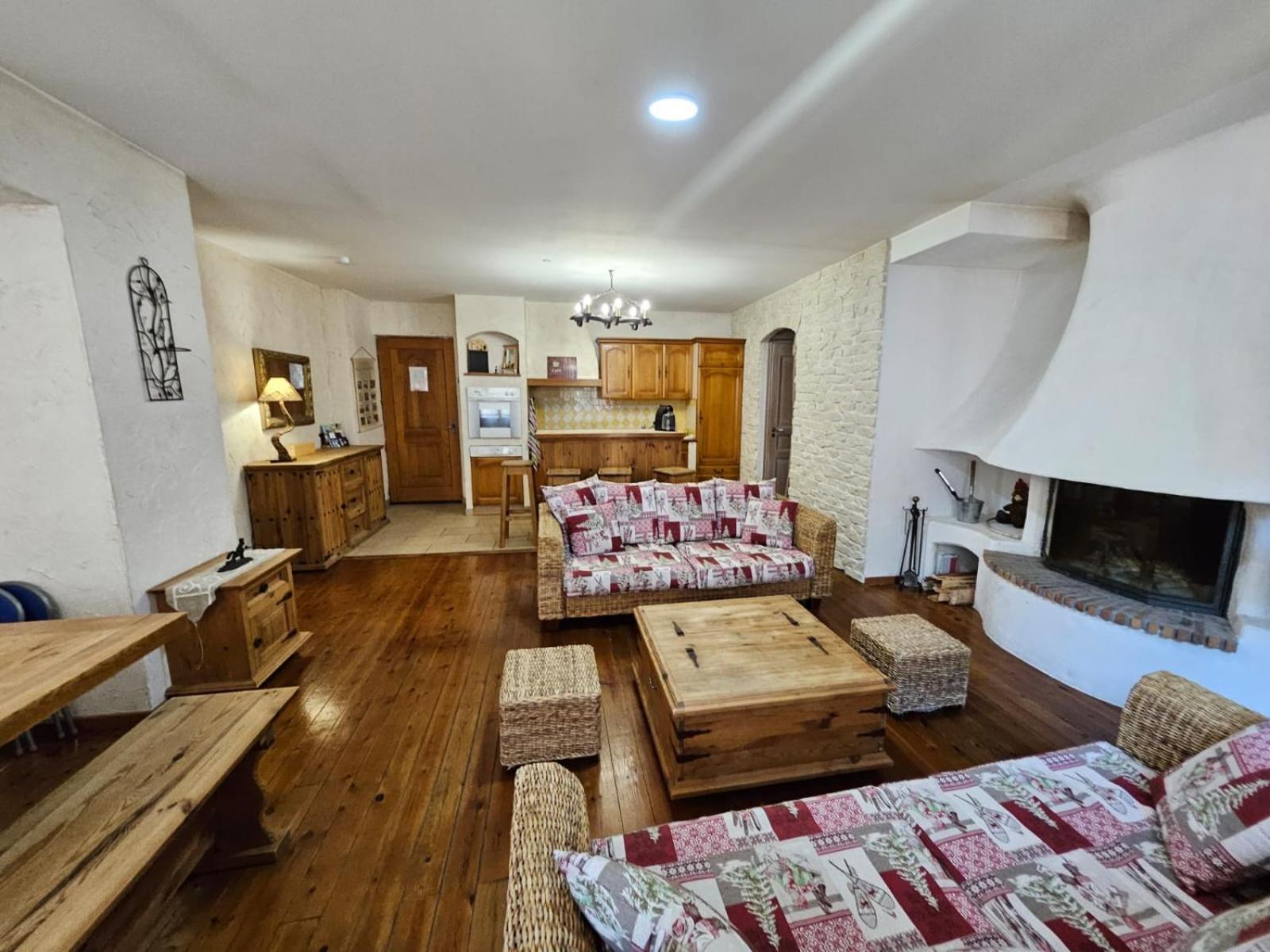 Apartament Blaise 4 Pieces Saint-Étienne-de-Tinée Zewnętrze zdjęcie